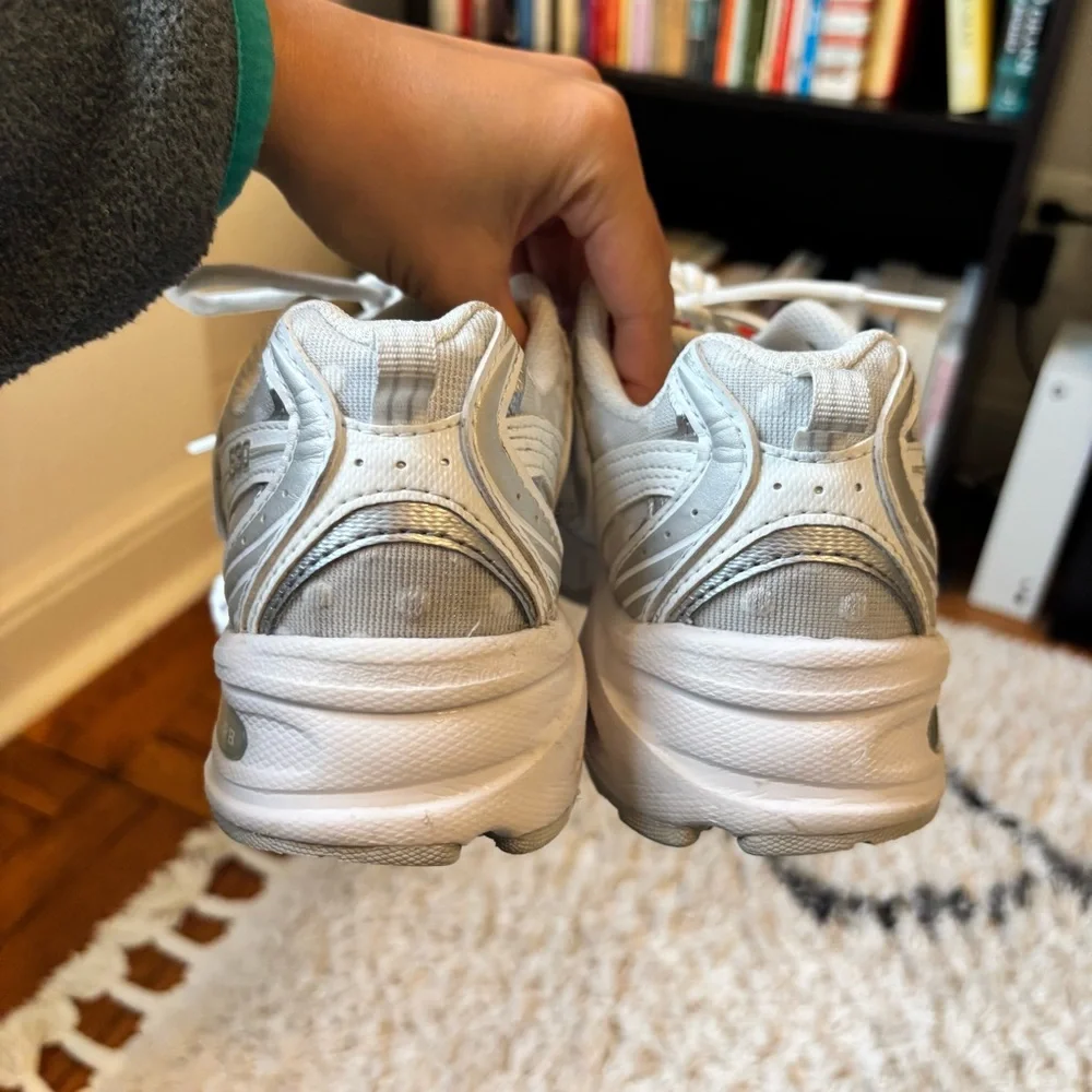 Polka Dot Anthroplogie New Balance 530 Sneakers Women’s 6.5 - Picture 4 of 7